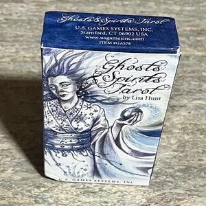 NIB Lisa Hunt Ghosts Spirits Tarot 79-card deck with book